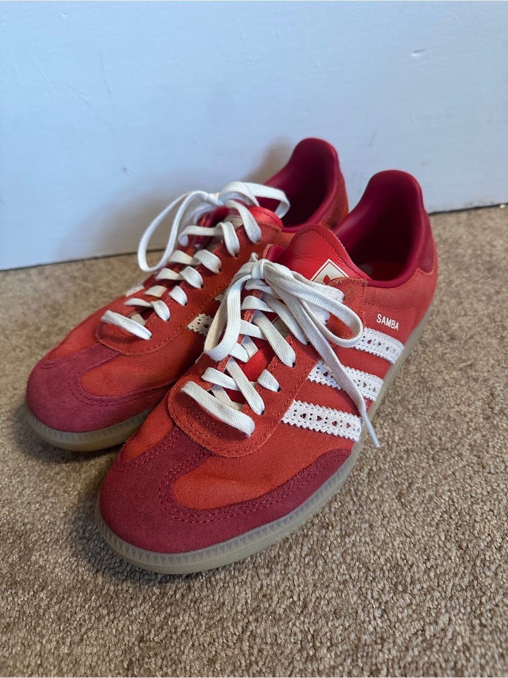 Adidas Samba OG Valentines Day Red Suede Lace 3 Stripes Hearts Sneakers W5.5